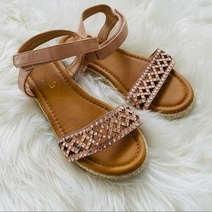 Girl’s Sandals